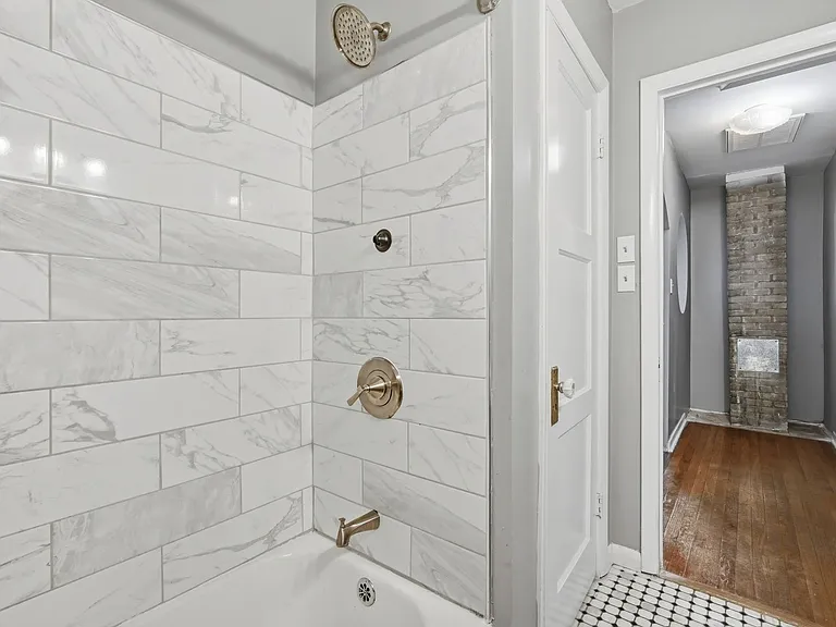 1419 E Jean St — Photo 18