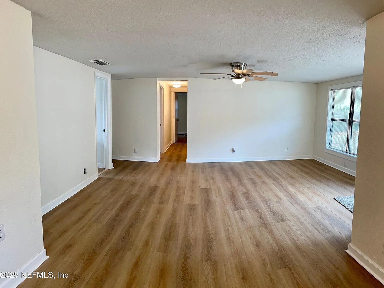 4 bed, 2.0 bath, 1415 sqft, $1,750 — Photo 4
