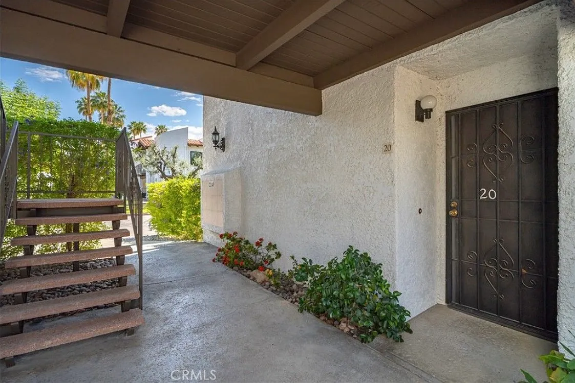 2 bed, 1278 sqft, $2,000 — Photo 2
