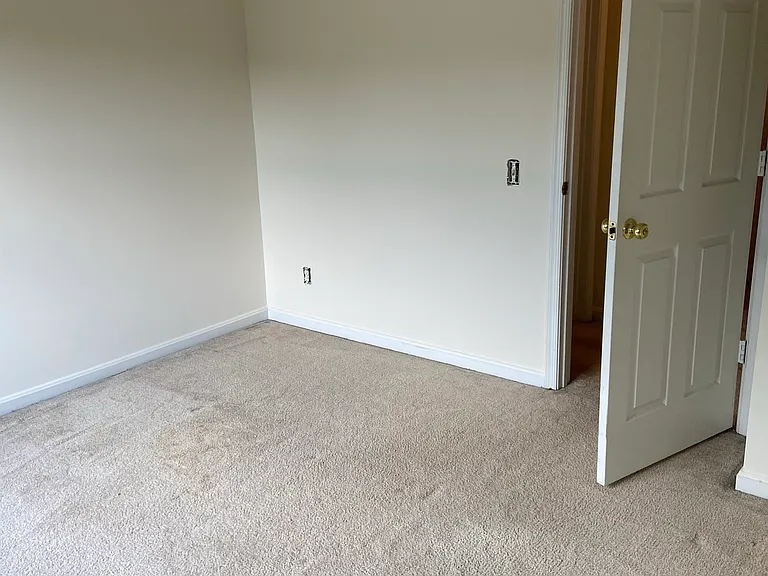 2802 Emma Lee St #302 — Photo 9