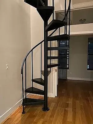 Rented by Tahari Realty LLC | media 25