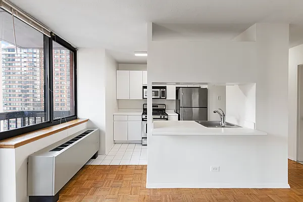 Rented by Compass | media 13