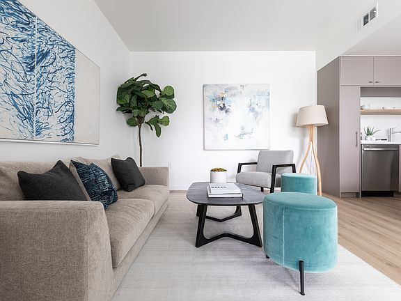 5th image of 4575 Santa Monica Blvd #502