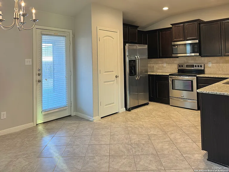 2249 Olive Hill Dr — Photo 6