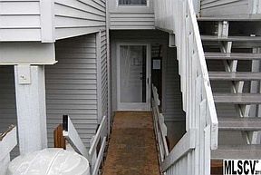 5th image of 1050 21st Ave NW