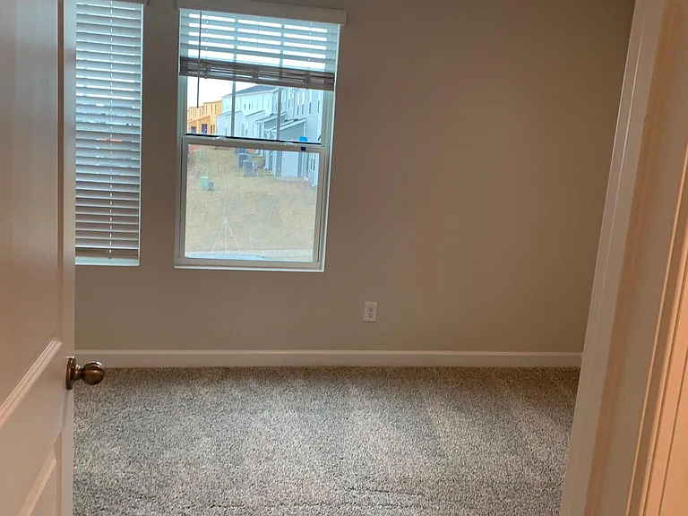 5270 Brailey Cir — Photo 34