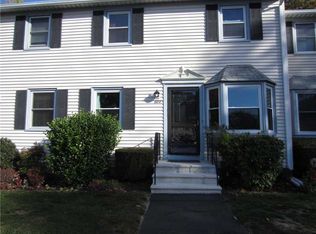 804 Woodhaven Ct, Cranston, RI 02920
