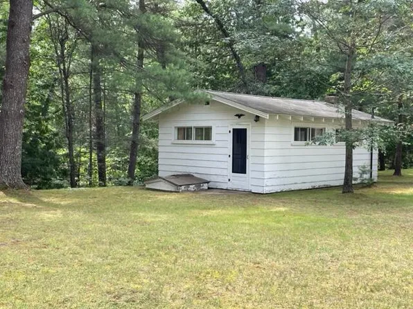 11767 Lancewood Dr, Roscommon, MI 48653