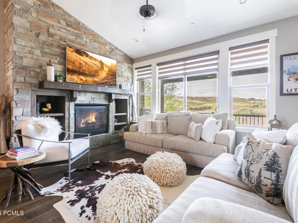 1735 E Viewside Cir, Hideout, UT 84036