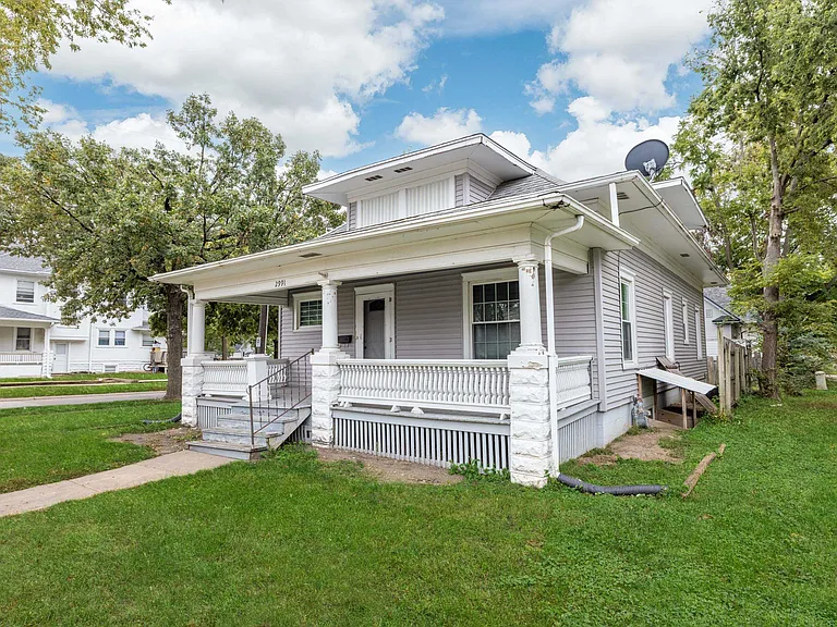 2991 Holdrege St — Photo 45