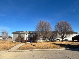 510 Leahy St, Winner, SD 57580