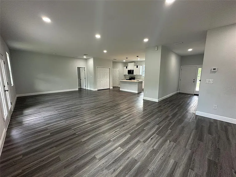 18115 Cedarhurst Rd — Photo 9