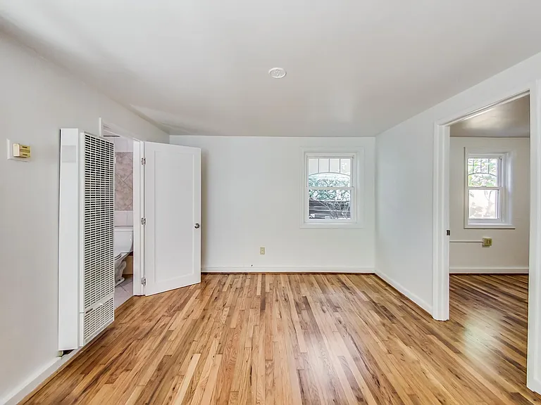 816 Peninsula Ave #B — Photo 10