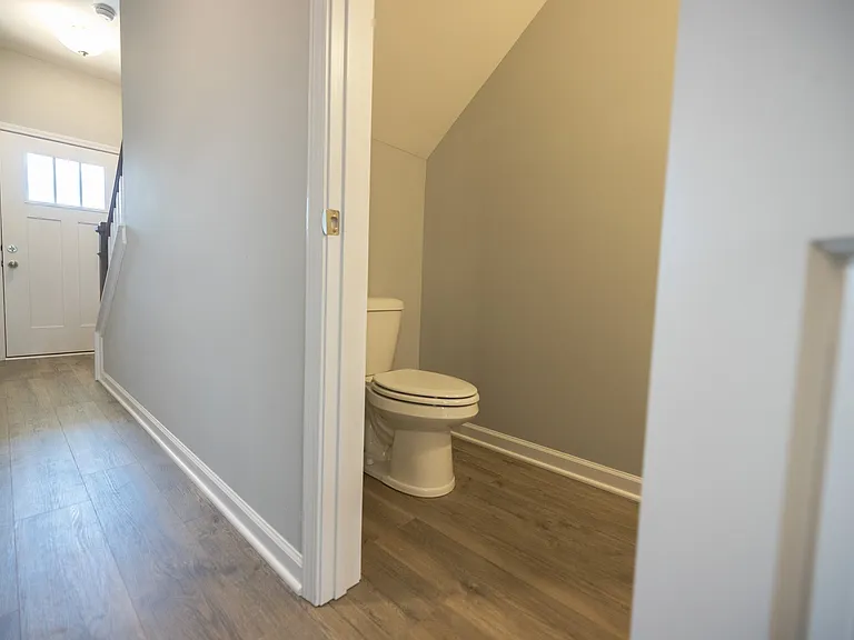 5740 Cloverwood Dr — Photo 8