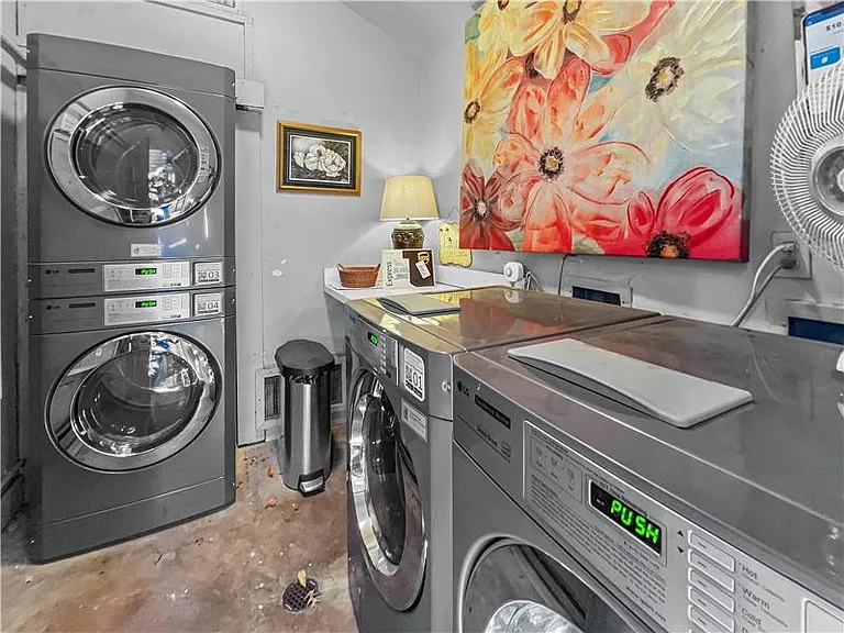 3707 Miles St #3 — Photo 15