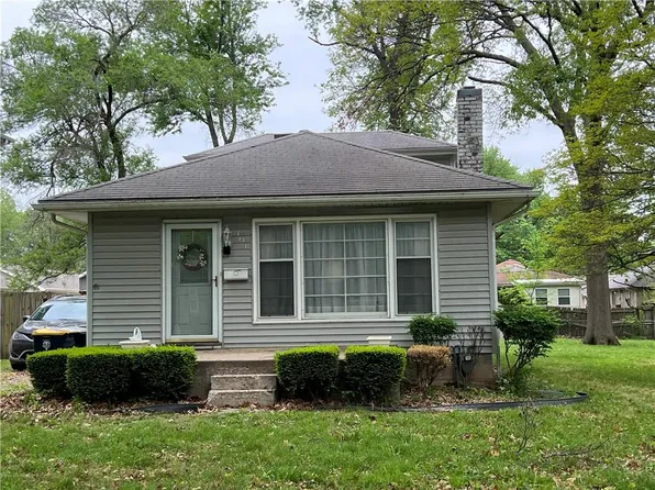 101 E 80th Ter, Kansas City, MO 64114