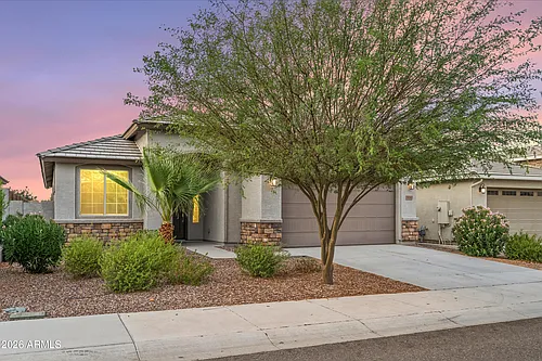 19568 W Rancho Dr Photo 1