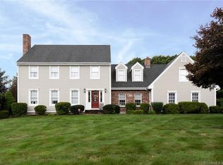 10 Chestnut Ln, Wallingford, CT 06492