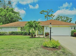 3813 SE Fairway E, Stuart, FL 34997