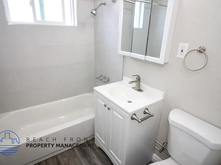 20936 Amie Ave — Photo 7