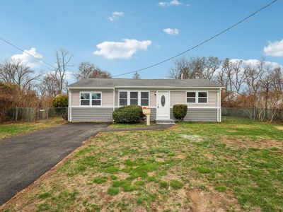 31 21st Avenue, Bay Shore, NY, 11706