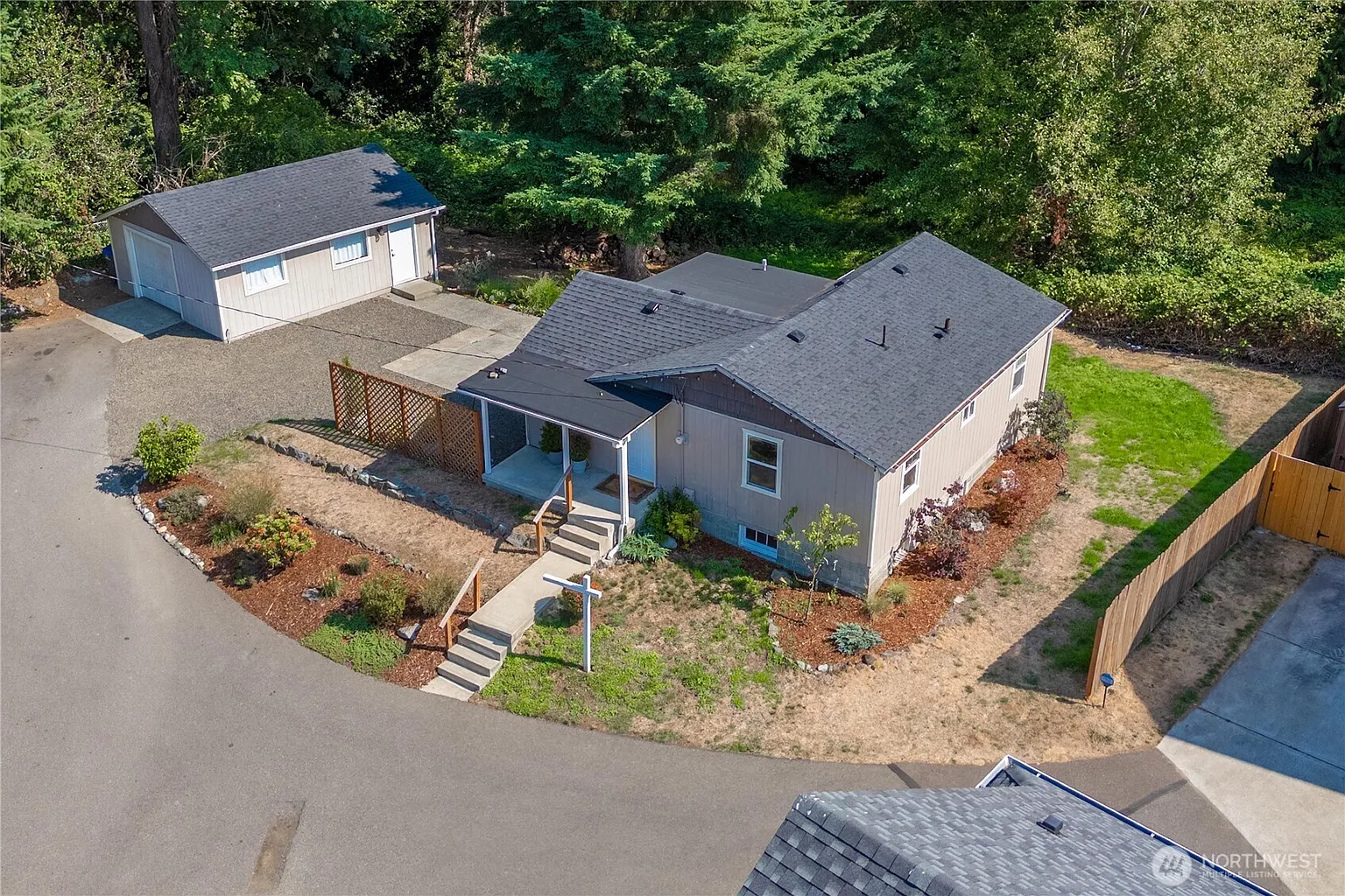 3110 Pine Road NE photo 1