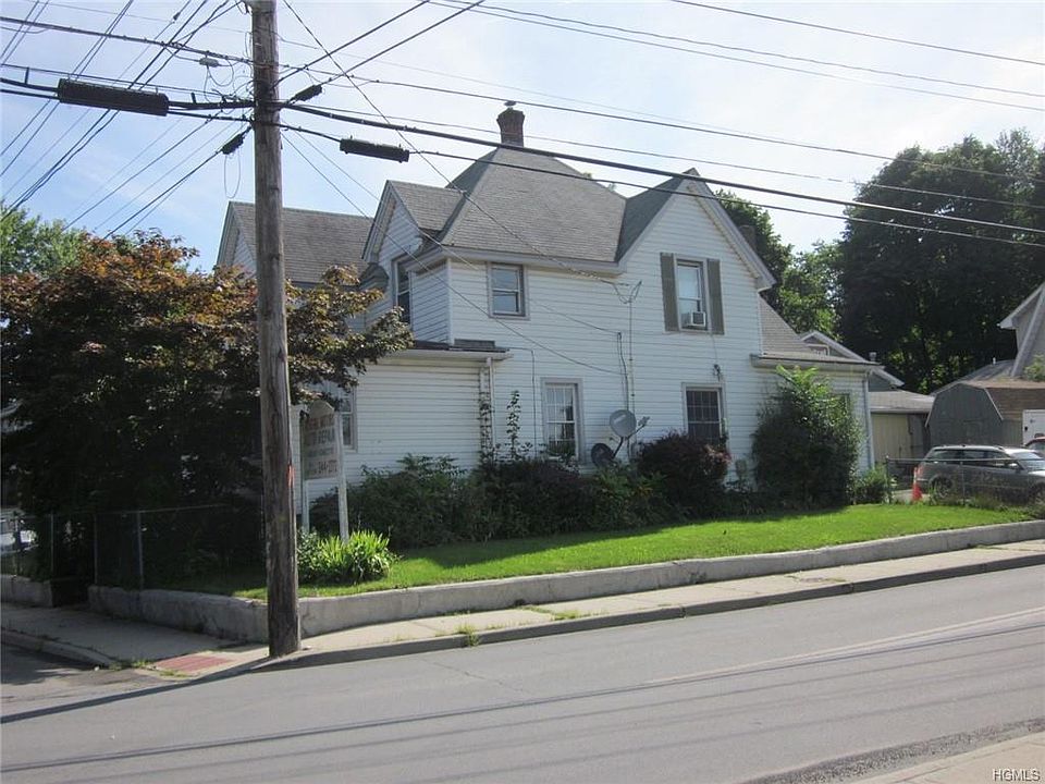 1st image of 123 Sprague Ave