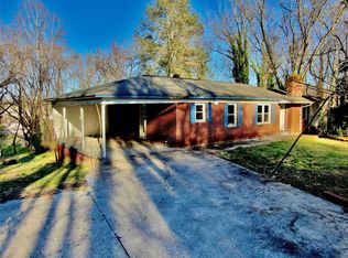 218 Palmer St NW, Lenoir, NC 28645