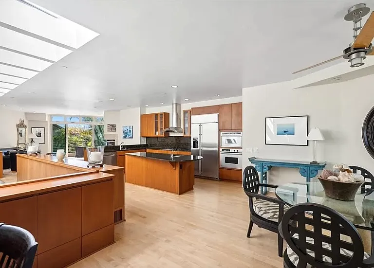 1547 N Coast Hwy — Photo 9