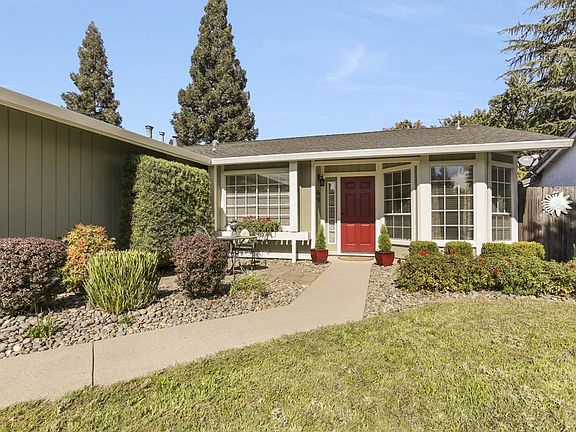 2nd image of 627 Oakborough Ave