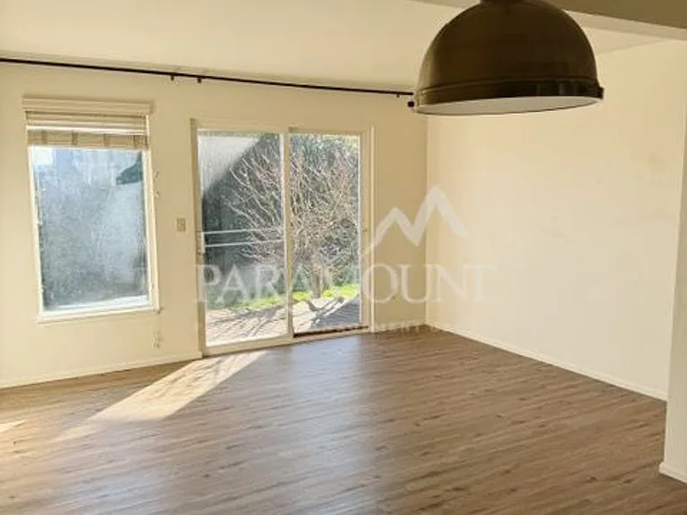 155 Myreboe St NE #10-J — Photo 7