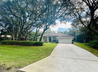 66 Pine Forest Dr, Haines City, FL 33844