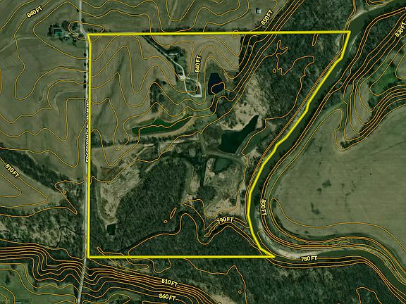 4th image of 21195 Edgerton Junction Rd