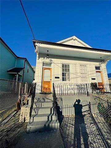 1st image of 2143 Gravier St