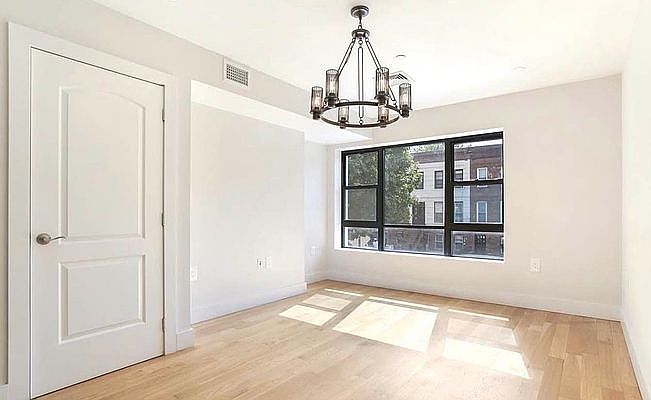 1st image of 431 Bainbridge St #5F
