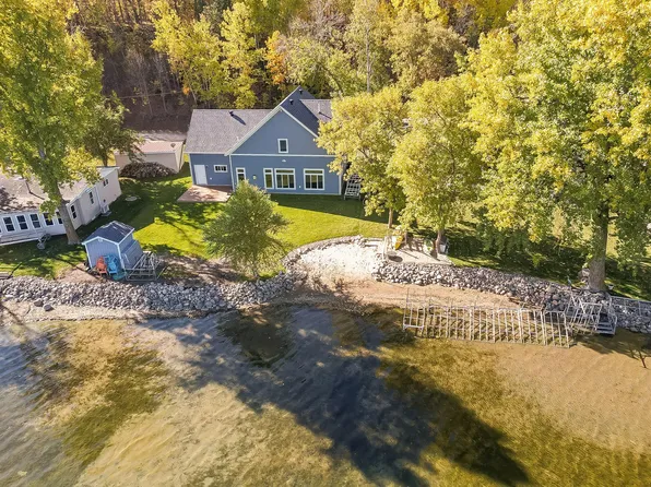 23718 S Melissa Dr, Detroit Lakes, MN 56501