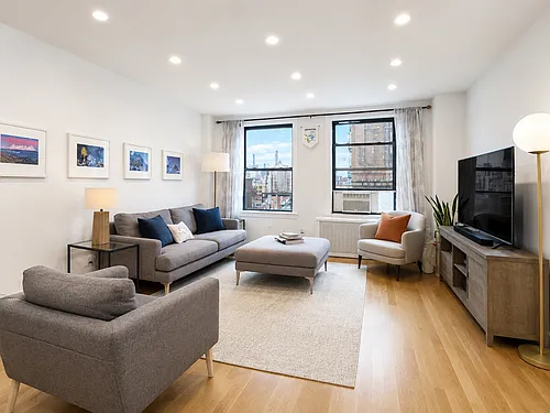 280 Riverside Dr #12K Photo 1