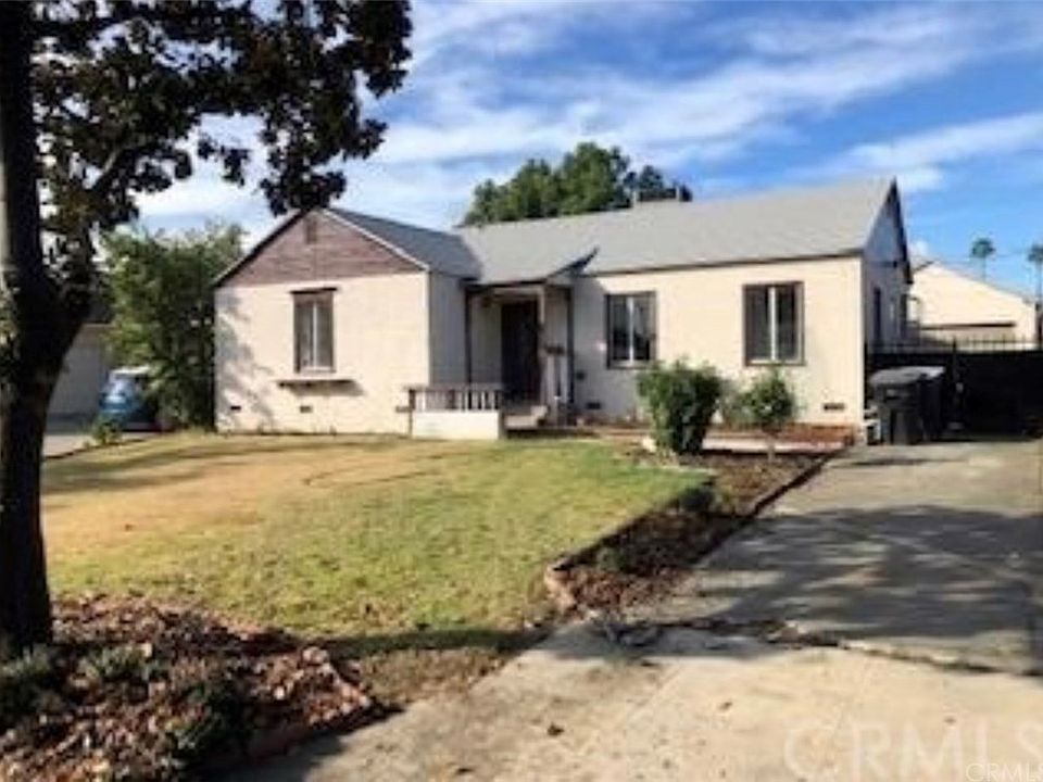 1st image of 2517 Snead Dr