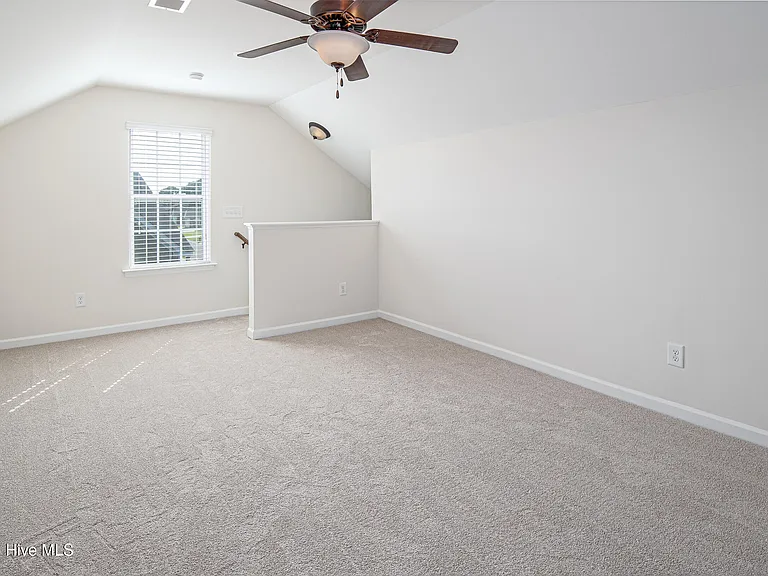 808 Jade Ln — Photo 41
