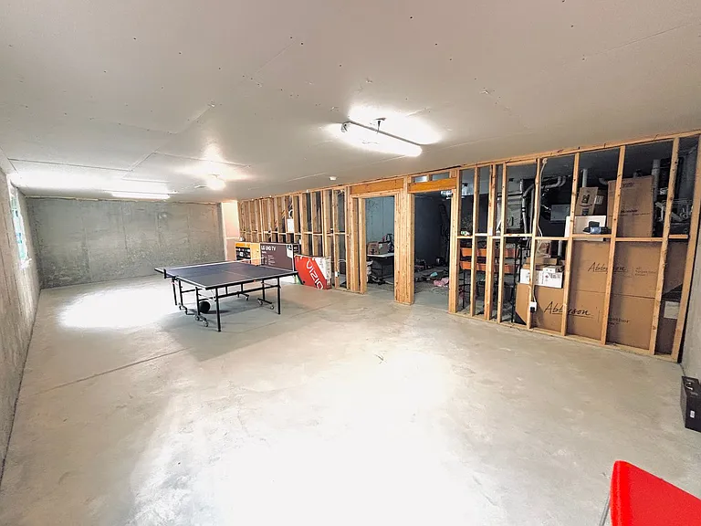 1533 Linwood Cir — Photo 50
