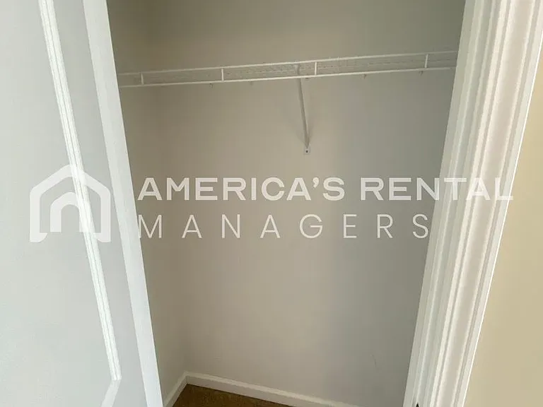 133 The Heights Dr — Photo 15