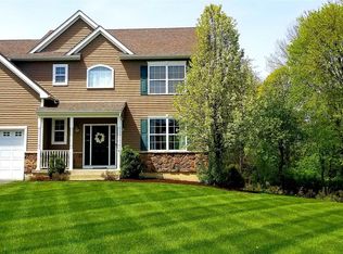 5 Thames Rd, Poughkeepsie, NY 12603