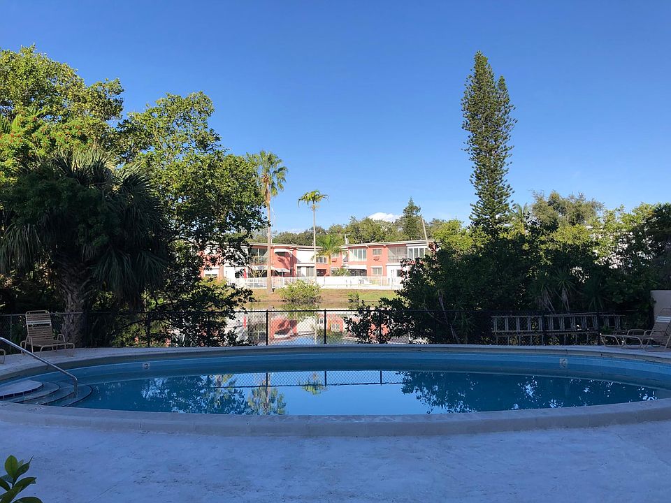 1st image of 12590 NE 16th Ave APT 306