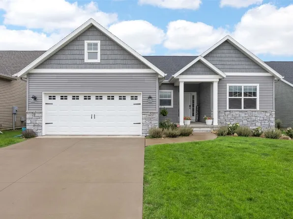 1953 Bowstring Dr, Marion, IA 52302