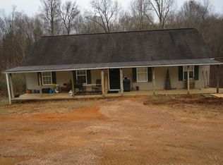 525 Young Rd, Medon, TN 38356