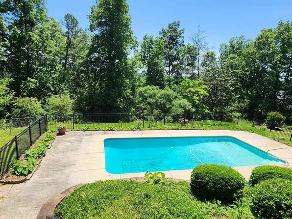 19 Greenbrier Ln, Oneonta, AL 35121