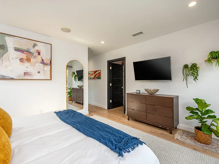 4146 Beethoven St — Photo 30