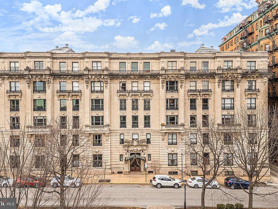 1st image of 700 Washington Pl APT 3A