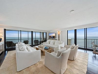 10951 Gulf Shore Dr APT 1105, Naples, FL, 34108
