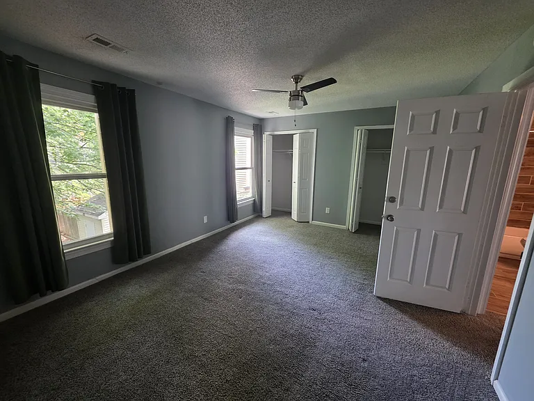 4306 Thomas Ln — Photo 5